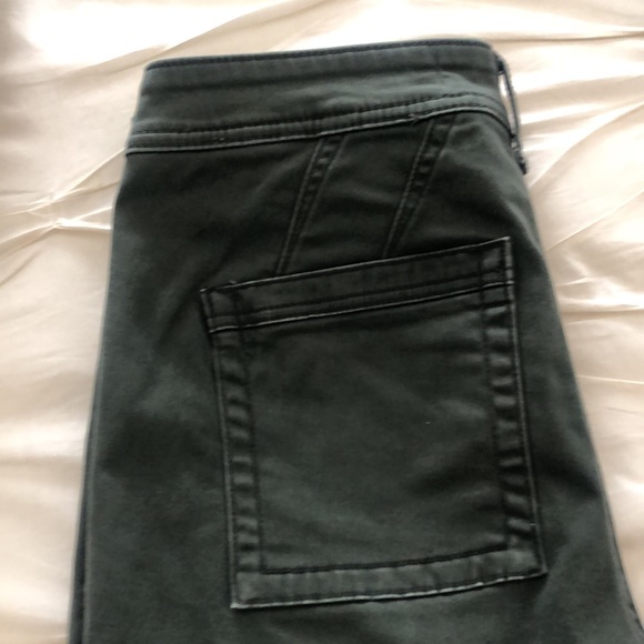 Anthropologie skinny khaki utility pants. Good condition. Slim, straight style - Picture 8 of 8